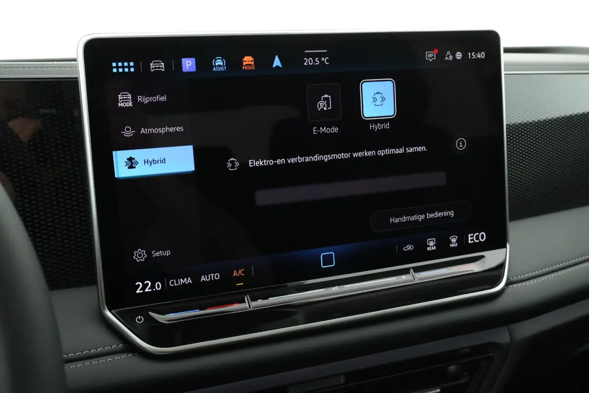 1.5 204pk eHybrid Life Camera Keyless Virtual Cockpit Carplay Panoramadak Trekhaak