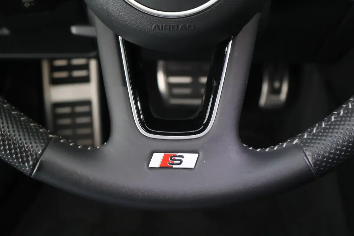 40 TFSI 190pk S Edition Virtual Cockpit Leder Led Navigatie Parkeersensoren S-Line