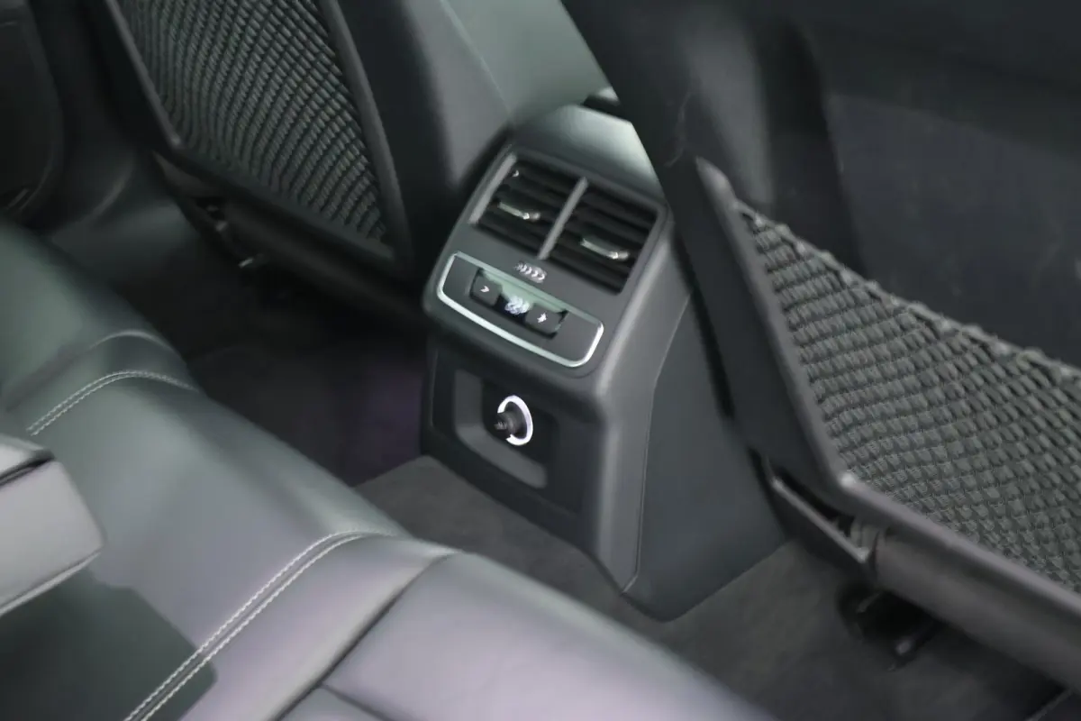 40 TFSI 190pk S Edition Virtual Cockpit Leder Led Navigatie Parkeersensoren S-Line