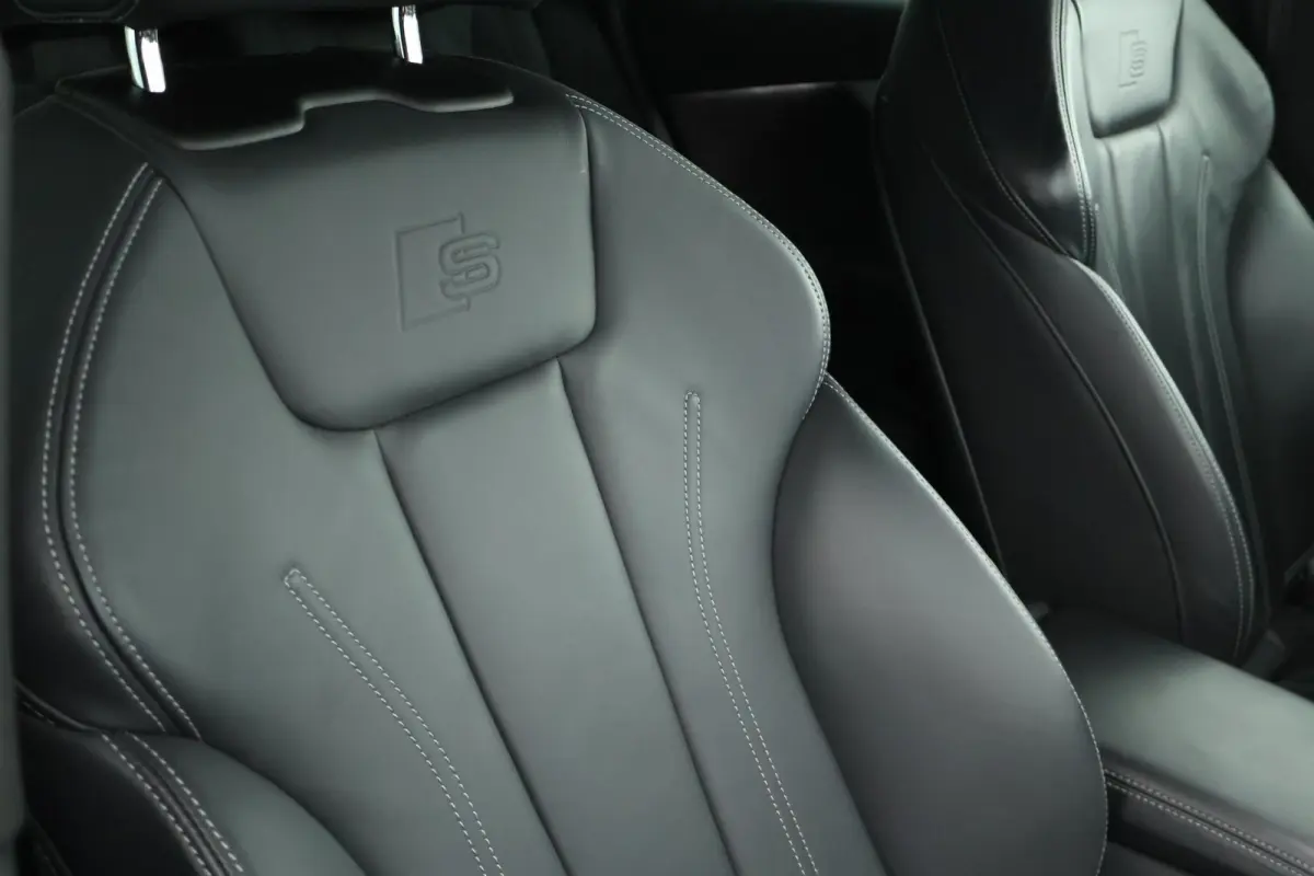 40 TFSI 190pk S Edition Virtual Cockpit Leder Led Navigatie Parkeersensoren S-Line