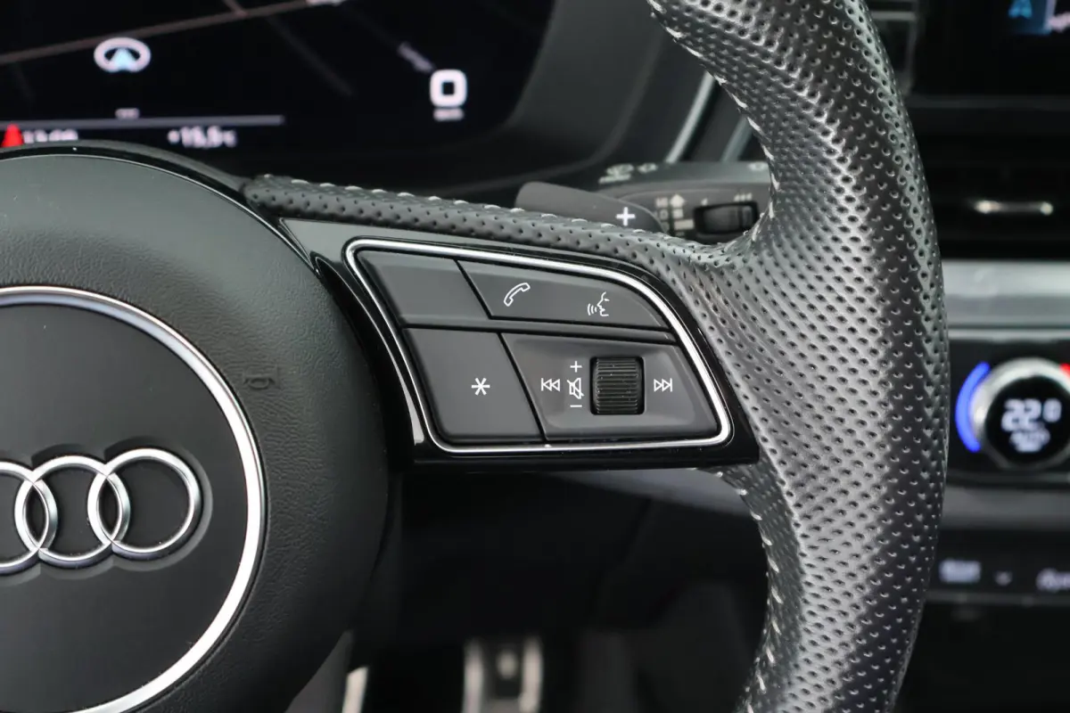 40 TFSI 190pk S Edition Virtual Cockpit Leder Led Navigatie Parkeersensoren S-Line