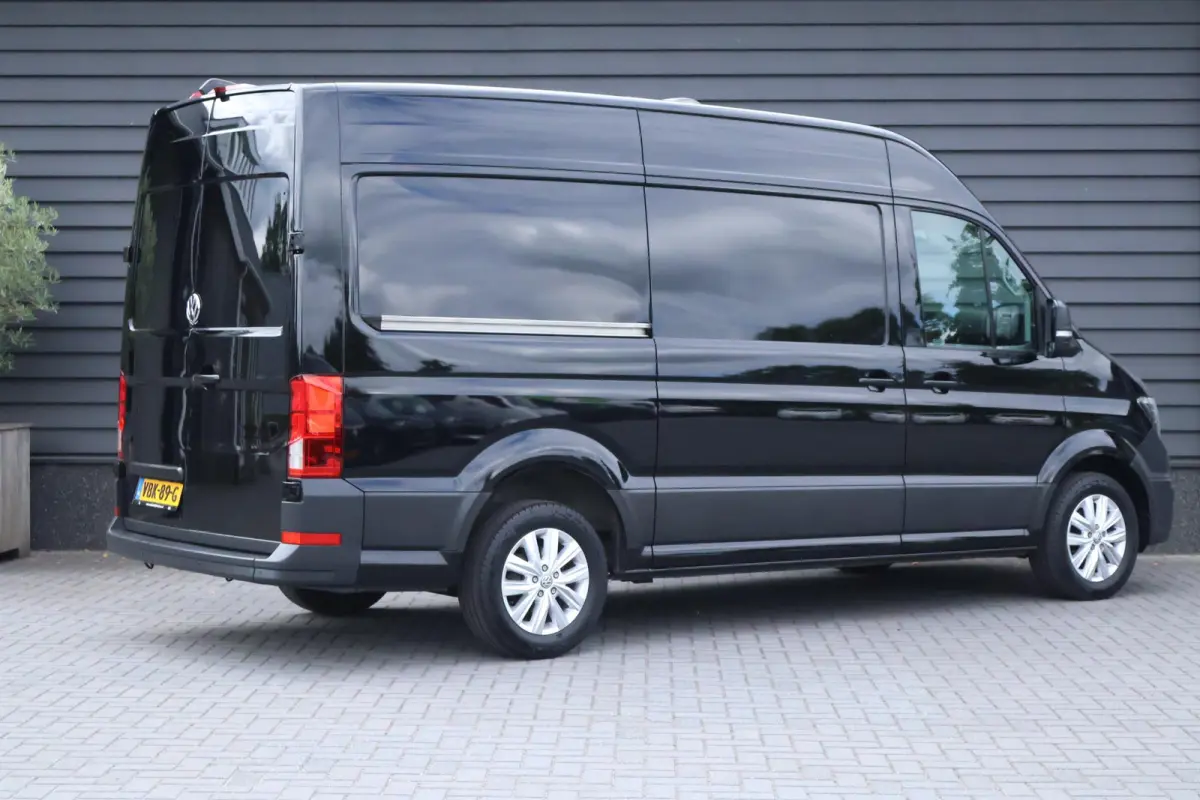 35 2.0 TDI 140pk DSG L4H3 Highline Schuifdeur L+R Camera Navigatie