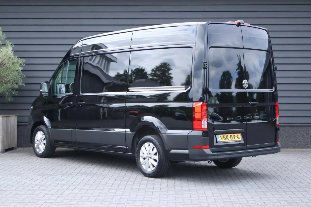 35 2.0 TDI 140pk DSG L4H3 Highline Schuifdeur L+R Camera Navigatie
