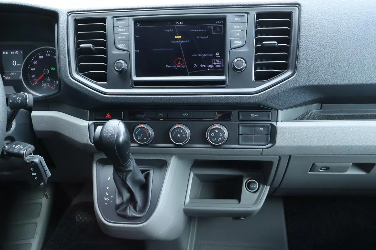 35 2.0 TDI 140pk DSG L4H3 Highline Schuifdeur L+R Camera Navigatie