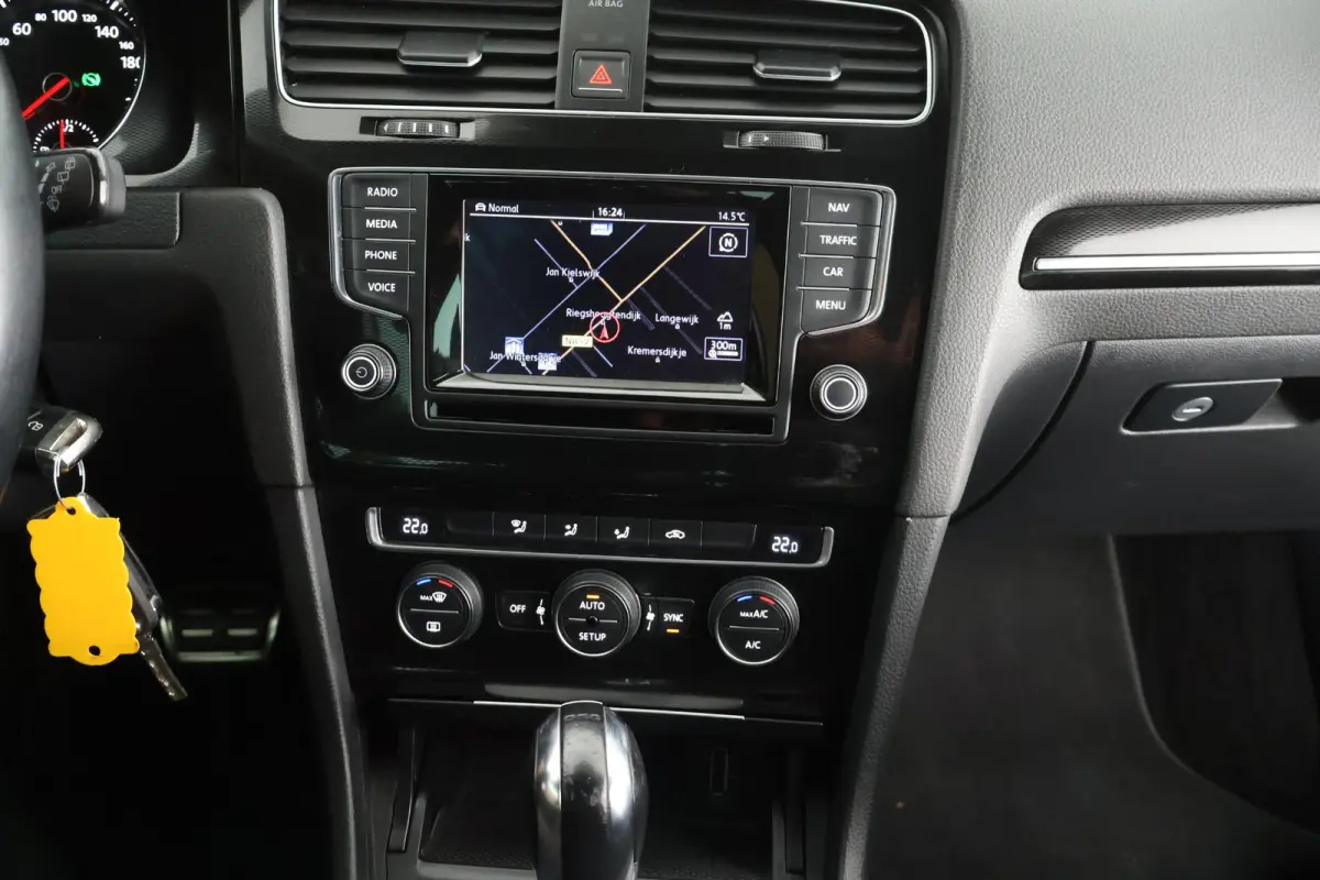 2.0 TSI 230pk DSG GTI Performance Xenon Camera Navigatie Cruise Control Drive Select