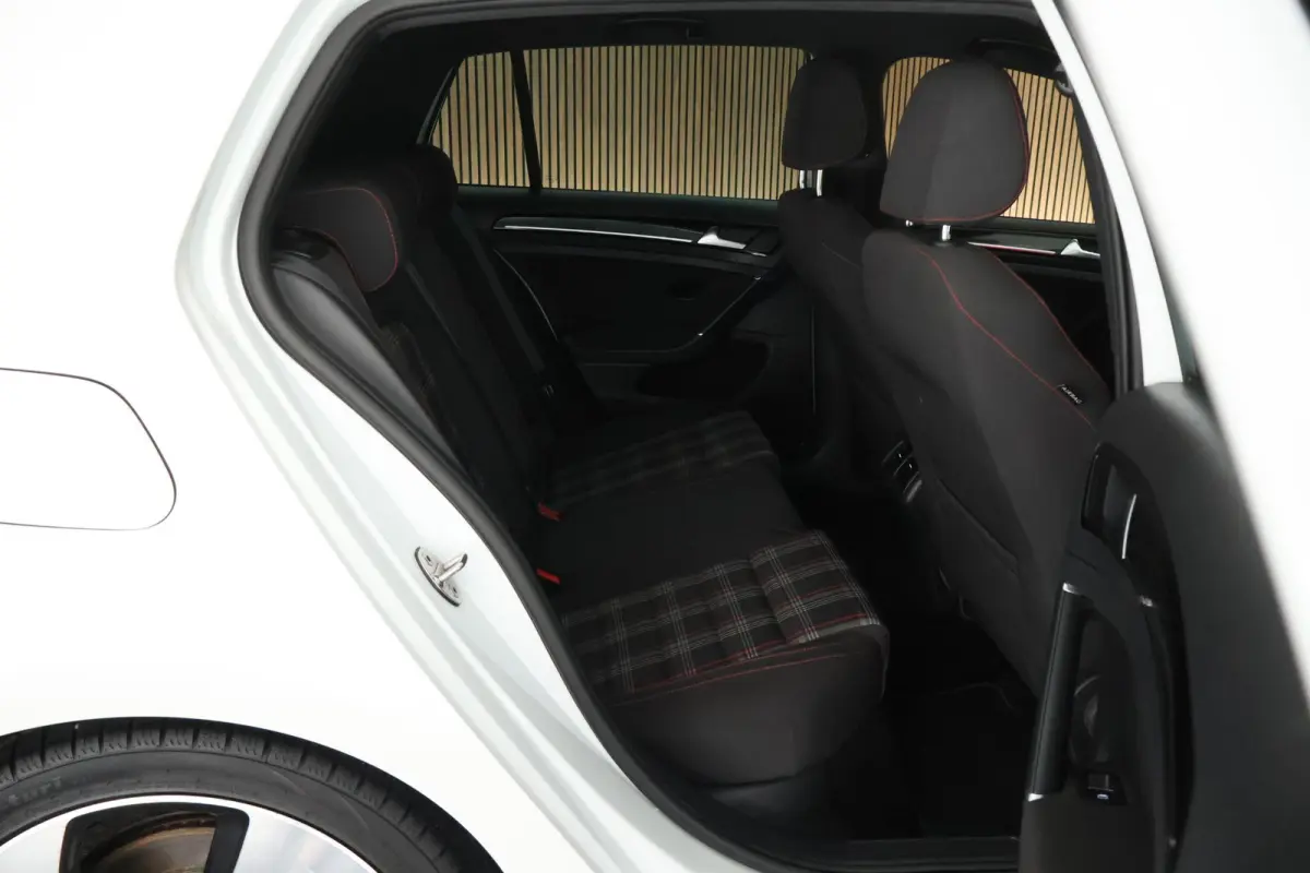 2.0 TSI 230pk DSG GTI Performance Xenon Camera Navigatie Cruise Control Drive Select