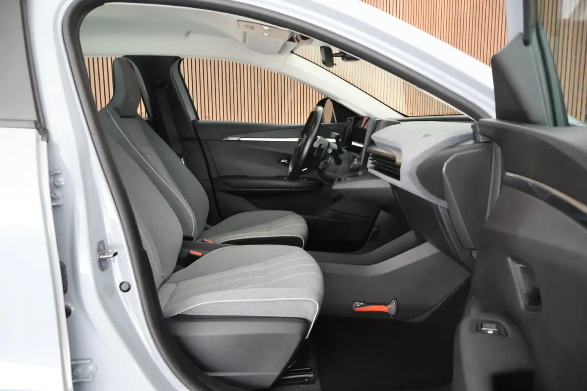 EV60 220pk Optimum Charge Equilibre Stoelverwarming Stuurverwarming Carplay