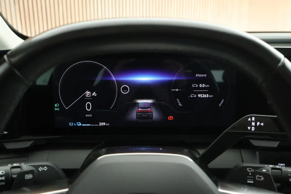 EV60 220pk Optimum Charge Equilibre Stoelverwarming Stuurverwarming Carplay