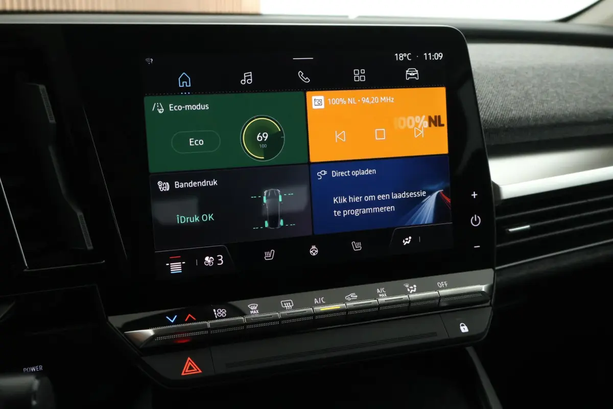 EV60 220pk Optimum Charge Equilibre Stoelverwarming Stuurverwarming Carplay