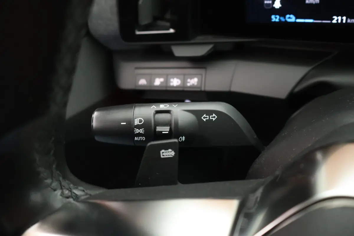 EV60 220pk Optimum Charge Equilibre Stoelverwarming Stuurverwarming Carplay