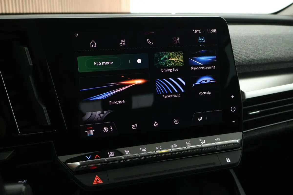 EV60 220pk Optimum Charge Equilibre Stoelverwarming Stuurverwarming Carplay