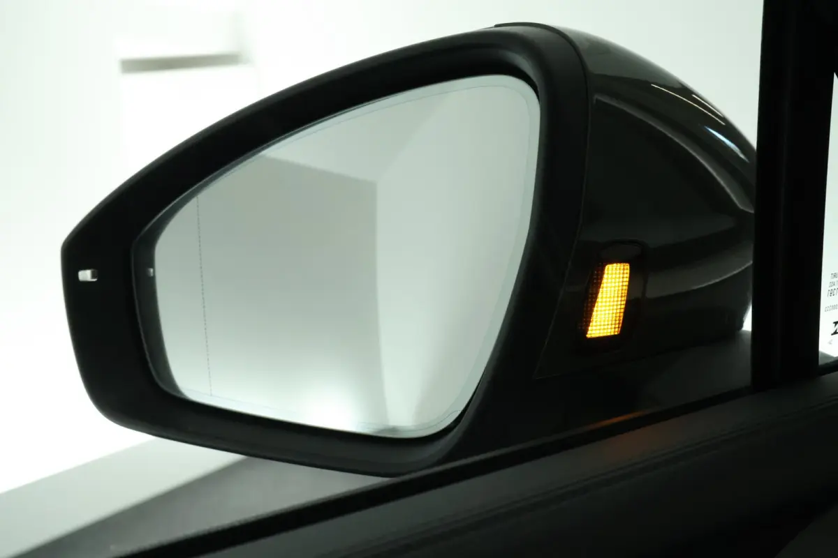 1.5 eHybrid 204pk Elegance Trekhaak 360Camera Head-Up Stuur+Stoelverwarming Keyless Massage Panoramadak