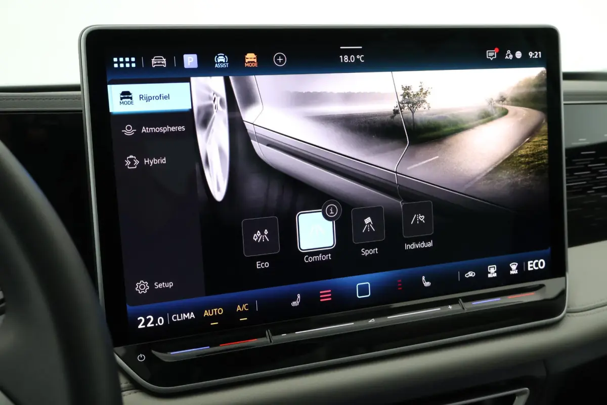 1.5 eHybrid 204pk Elegance Trekhaak 360Camera Head-Up Stuur+Stoelverwarming Keyless Massage Panoramadak