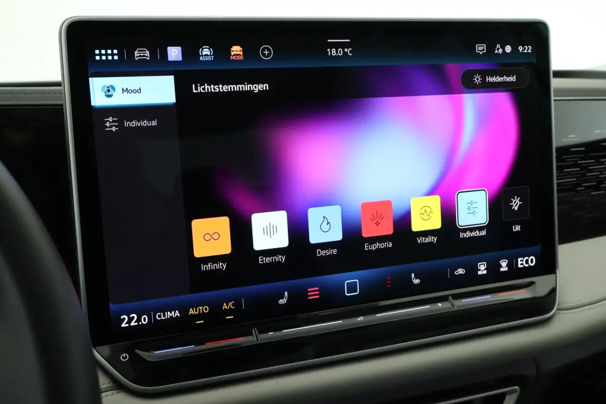 1.5 eHybrid 204pk Elegance Trekhaak 360Camera Head-Up Stuur+Stoelverwarming Keyless Massage Panoramadak