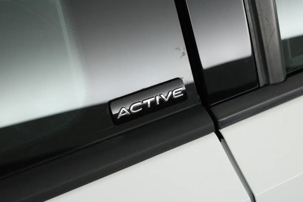 Up! 1.0 66pk Active Camera Cruise Stoelverwarming