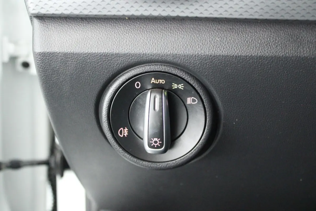 Up! 1.0 66pk Active Camera Cruise Stoelverwarming