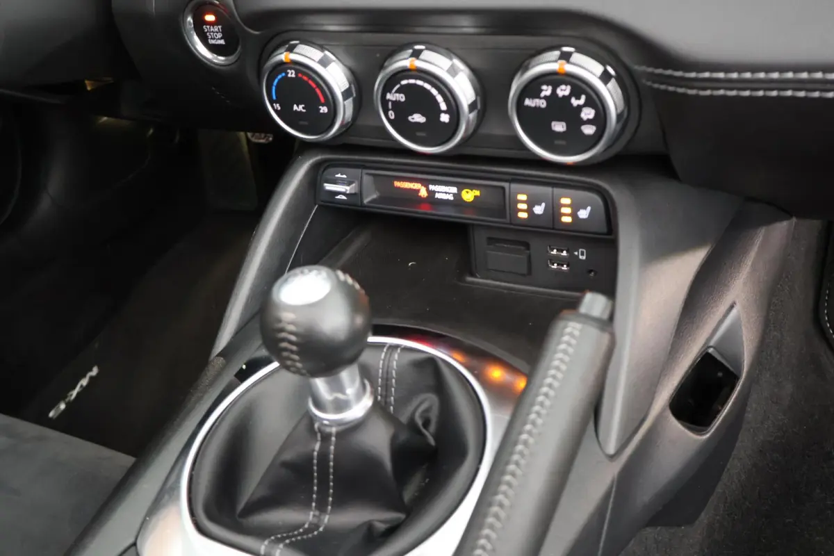 2.0 SkyActiv-G 184pk Homura NL Auto Recaro Brembo BBS Camera Stoelverwarming Dealer OH