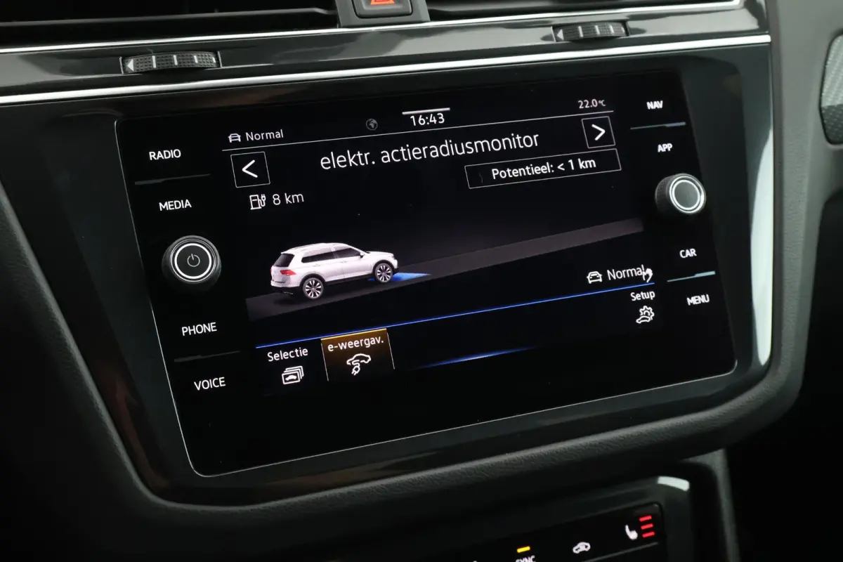 1.4 TSI eHybrid 245pk R-Line Black Style HUD Trekhaak 360Camera Leder Stoelverwarming Virtual Cockpit Keyless Navigatie Memory