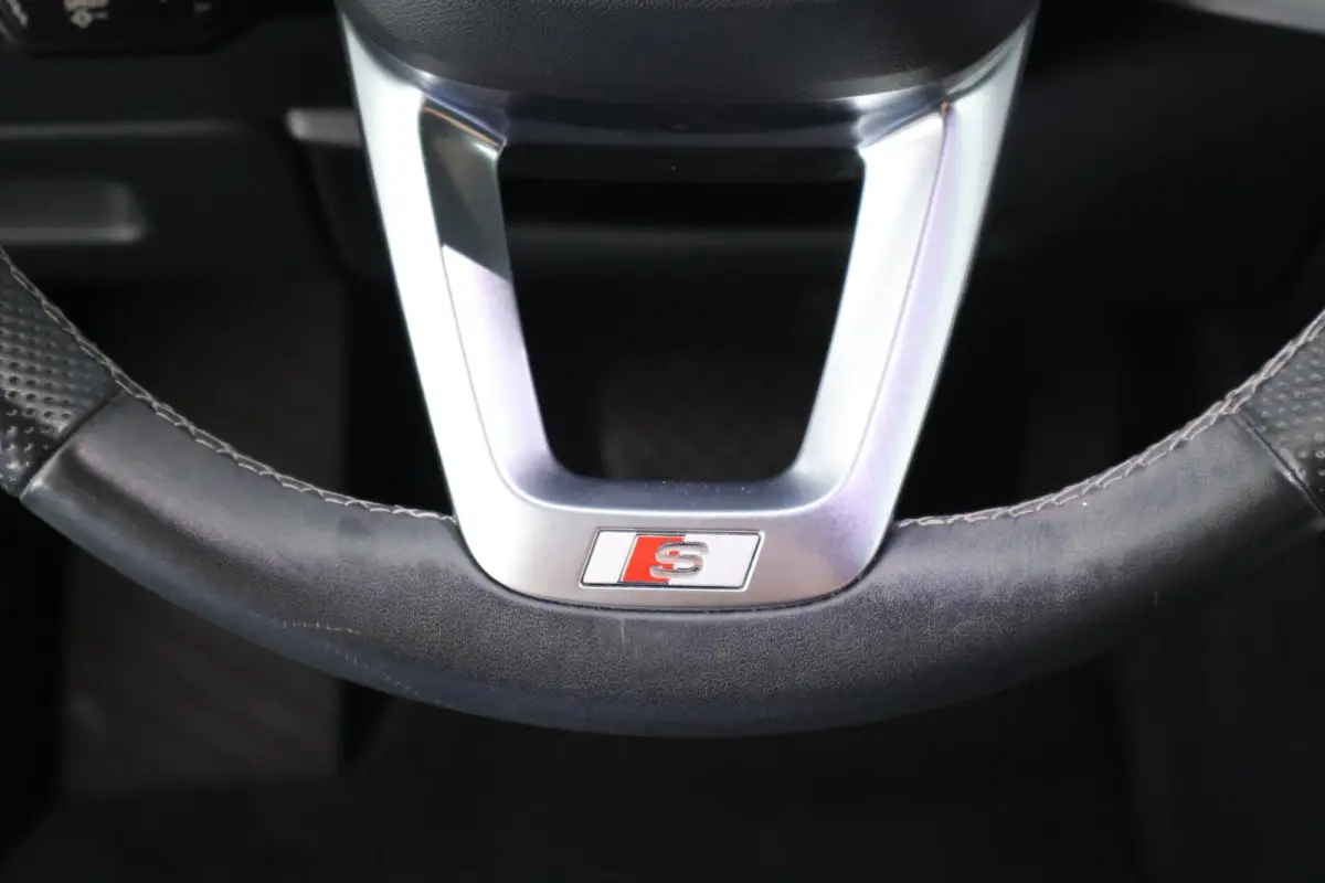 55 TFSI e 381pk quattro Pro Line S Trekhaak 360Camera B&O Head-Up Keyless Virtual Cockpit Luchtvering Panoramadak 2x S-Line