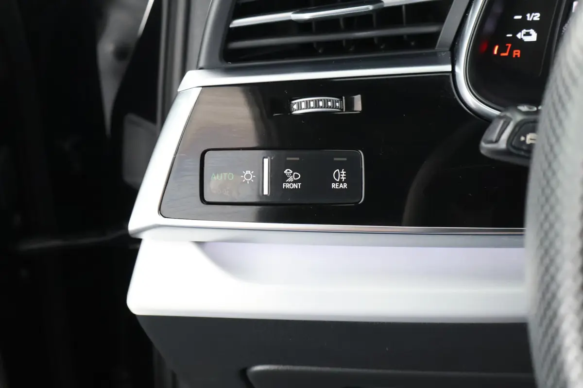 55 TFSI e 381pk quattro Pro Line S Trekhaak 360Camera B&O Head-Up Keyless Virtual Cockpit Luchtvering Panoramadak 2x S-Line