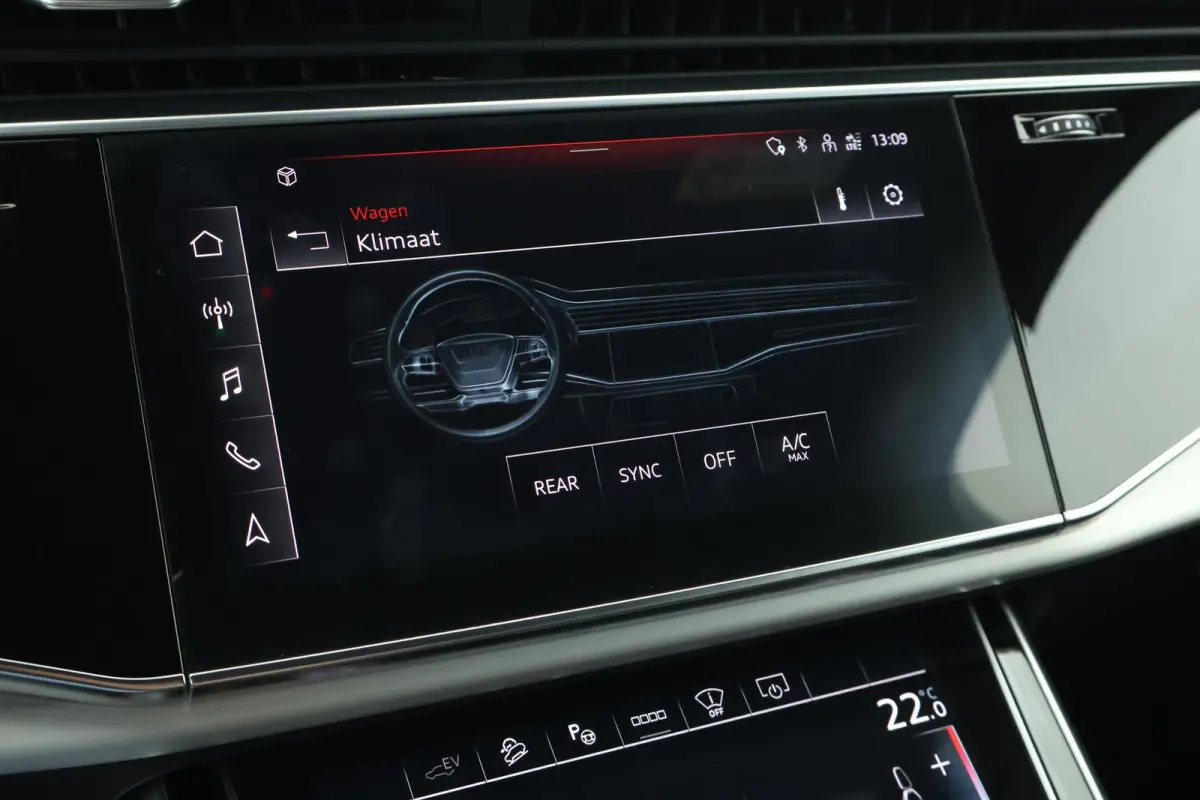 55 TFSI e 381pk quattro Pro Line S Trekhaak 360Camera B&O Head-Up Keyless Virtual Cockpit Luchtvering Panoramadak 2x S-Line