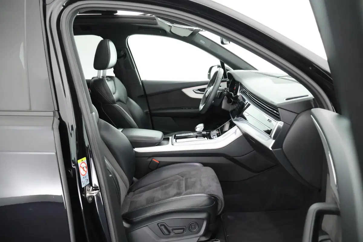 55 TFSI e 381pk quattro Pro Line S Trekhaak 360Camera B&O Head-Up Keyless Virtual Cockpit Luchtvering Panoramadak 2x S-Line