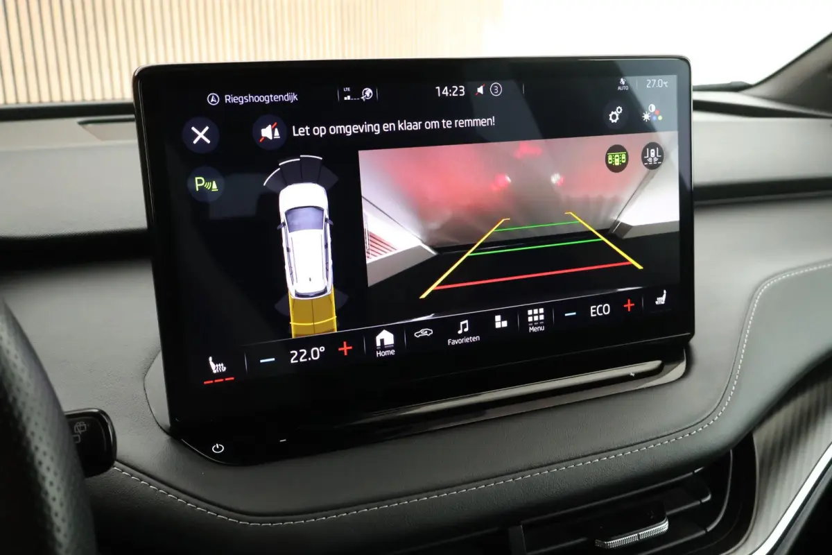 80 Sportline 204pk SOH 96% Stoelverwarming ACC Camera Navigatie