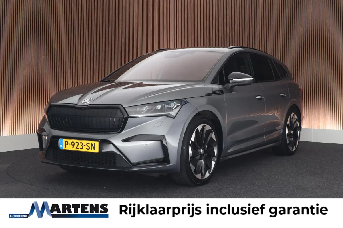 80 Sportline 204pk SOH 96% Stoelverwarming ACC Camera Navigatie