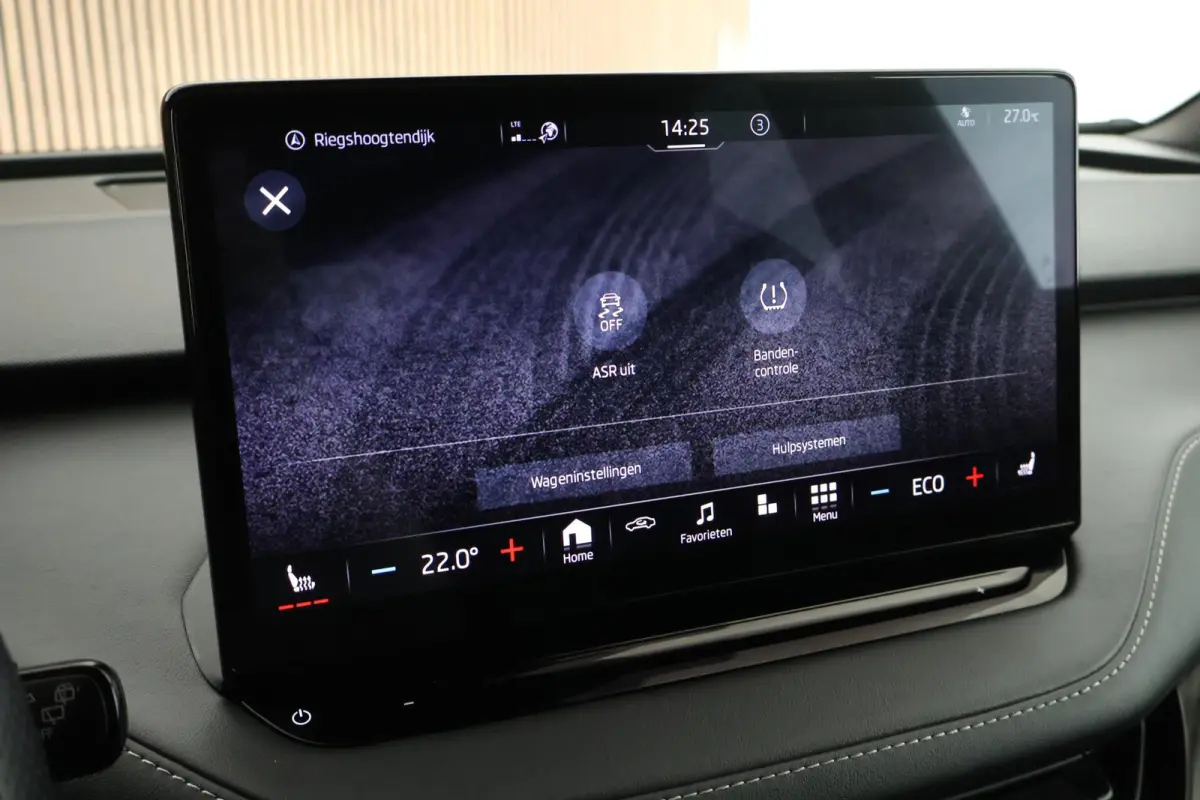 80 Sportline 204pk SOH 96% Stoelverwarming ACC Camera Navigatie