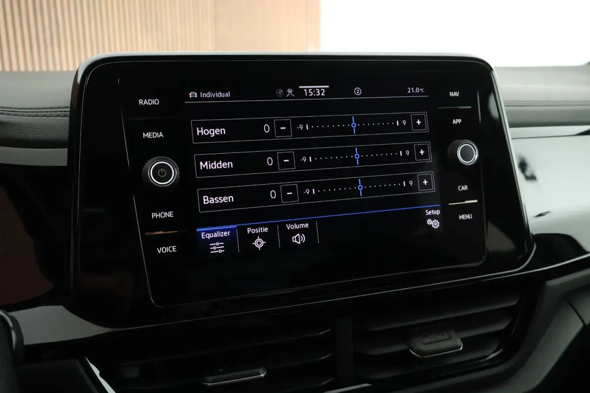 1.5 TSI 150pk DSG R-Line Black Style Trekhaak IQ.Light Virtual Cockpit Camera Stoelverwarming Navigatie