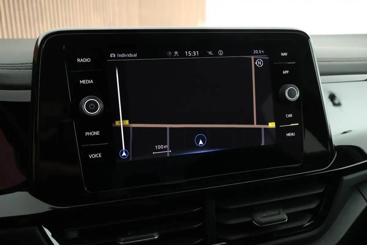 1.5 TSI 150pk DSG R-Line Black Style Trekhaak IQ.Light Virtual Cockpit Camera Stoelverwarming Navigatie