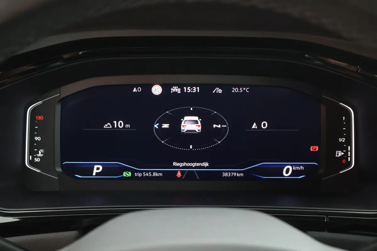 1.5 TSI 150pk DSG R-Line Black Style Trekhaak IQ.Light Virtual Cockpit Camera Stoelverwarming Navigatie