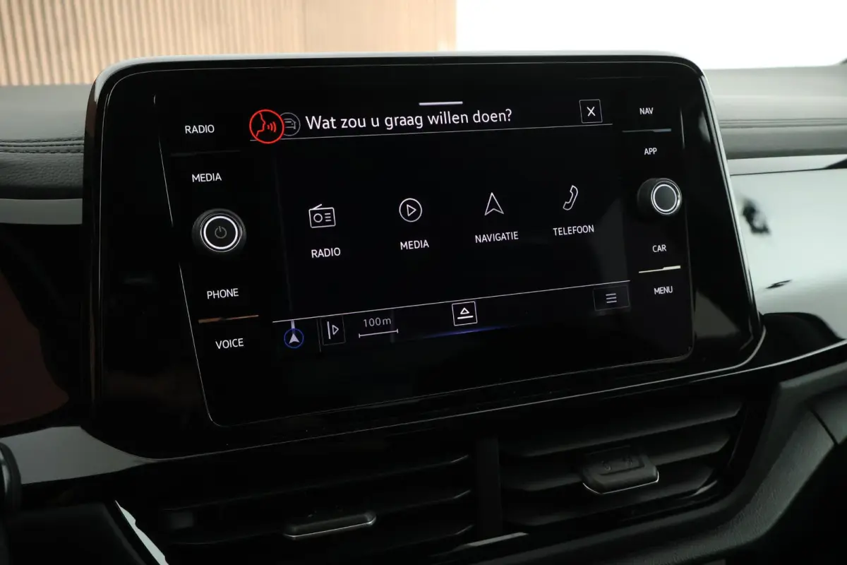 1.5 TSI 150pk DSG R-Line Black Style Trekhaak IQ.Light Virtual Cockpit Camera Stoelverwarming Navigatie