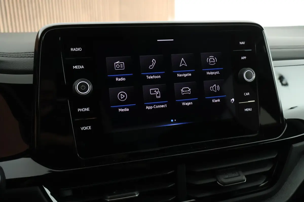 1.5 TSI 150pk DSG R-Line Black Style Trekhaak IQ.Light Virtual Cockpit Camera Stoelverwarming Navigatie