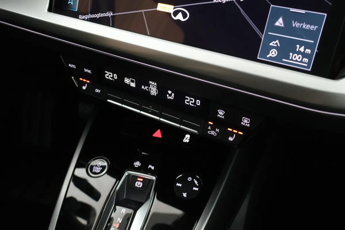 45 265pk quattro Advanced edition 77 kWh SOH 91% Matrix LED Leder Keyless Sonos Stoelverwarming Navigatie