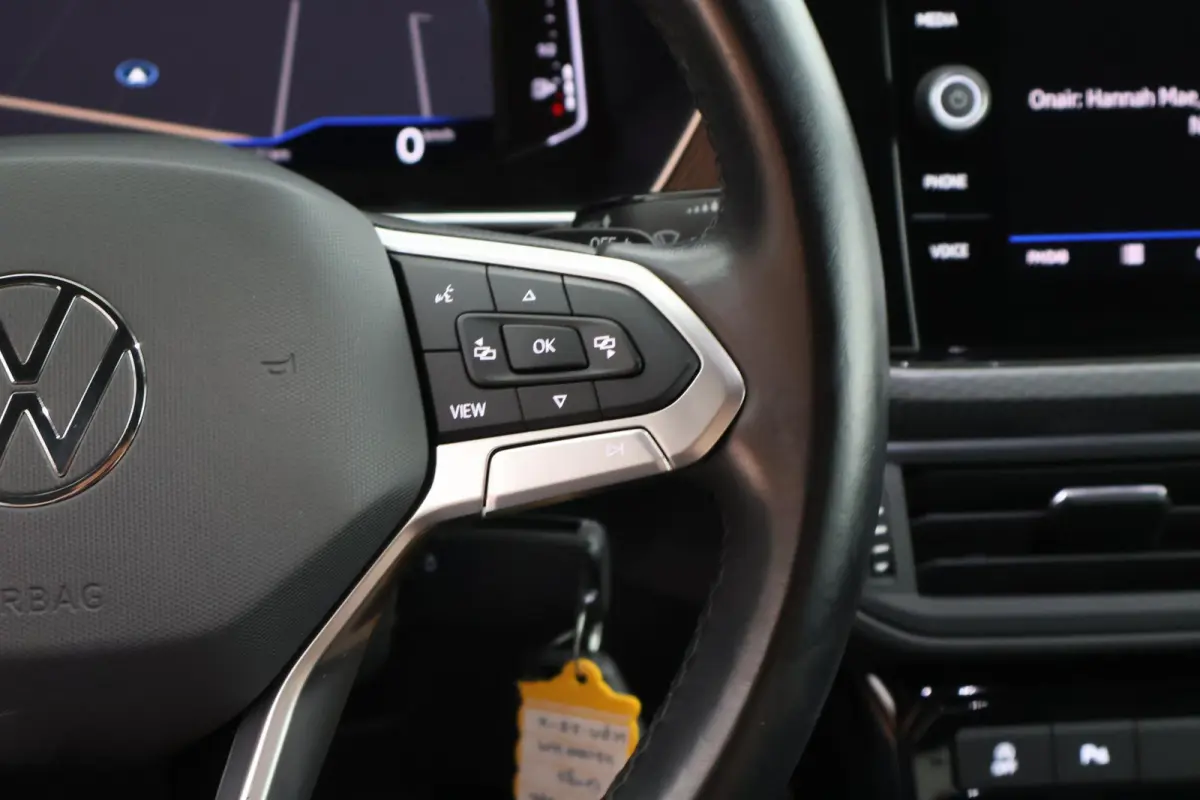 1.0 TSI 110pk DSG R-Line Camera LED Stoelverwarming Virtual Cockpit Navigatie