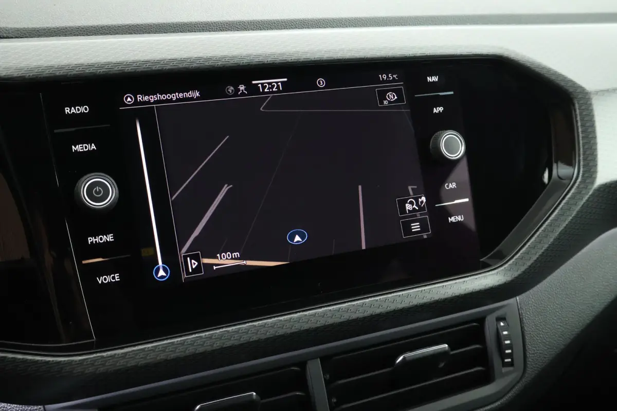 1.0 TSI 110pk DSG R-Line Camera LED Stoelverwarming Virtual Cockpit Navigatie