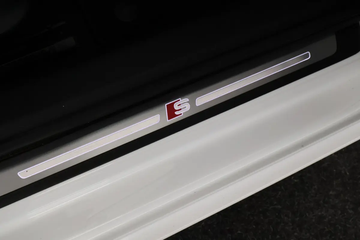 1.4 TFSI 150pk 2x S-Line Navigatie Camera
