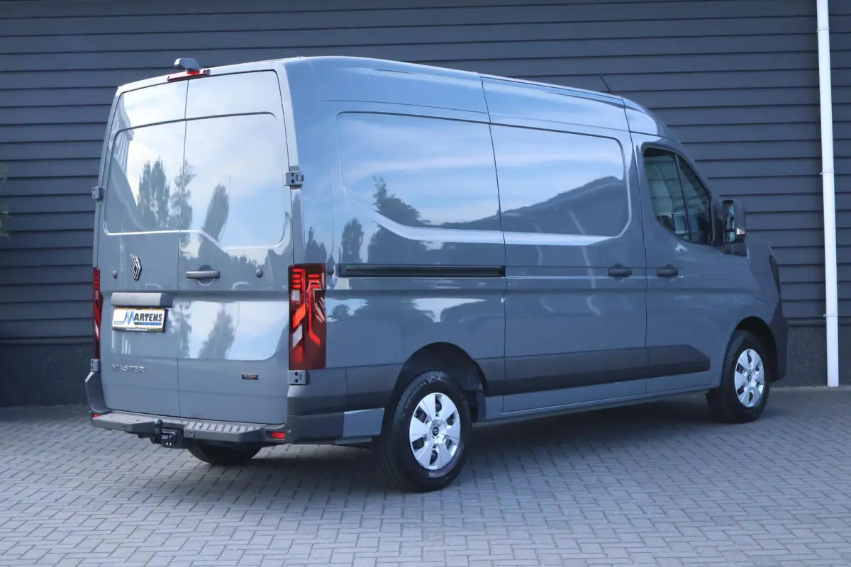 T35 L2H2 Advance long range 87 kWh Leder Trekhaak Camera Stoelverwarming Navigatie