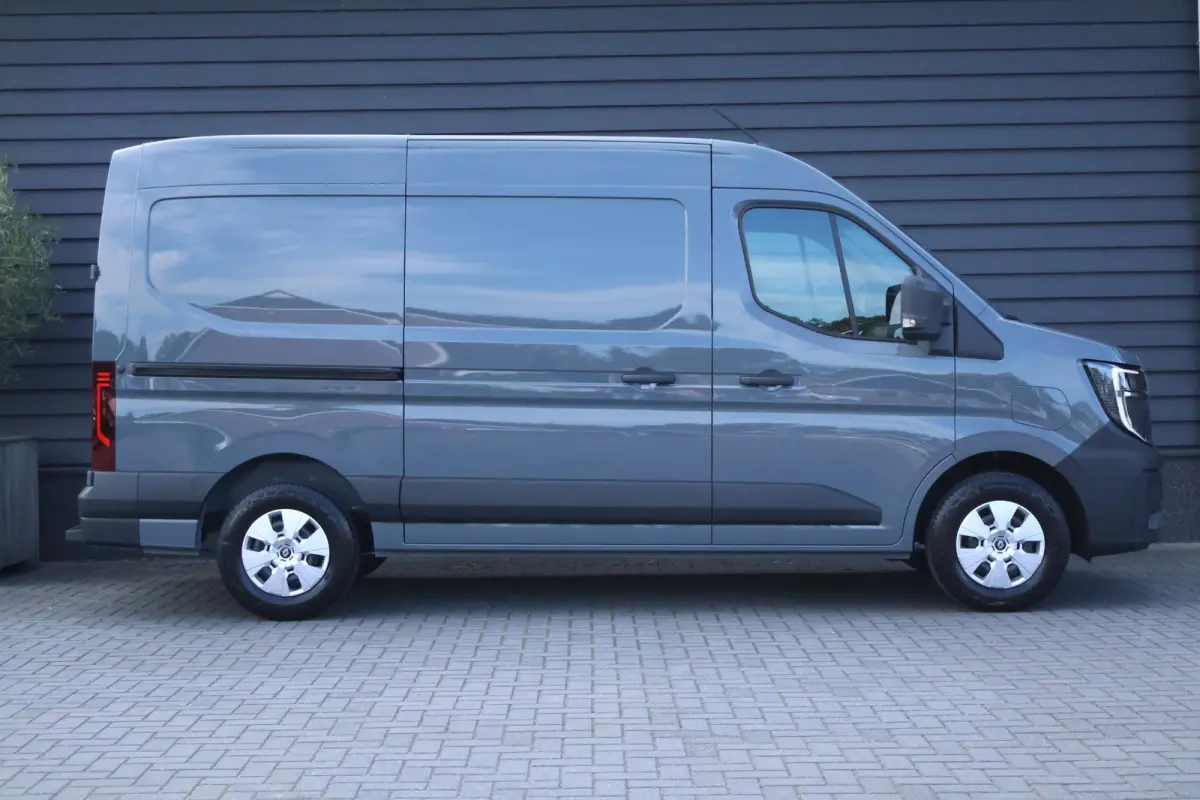 T35 L2H2 Advance long range 87 kWh Leder Trekhaak Camera Stoelverwarming Navigatie