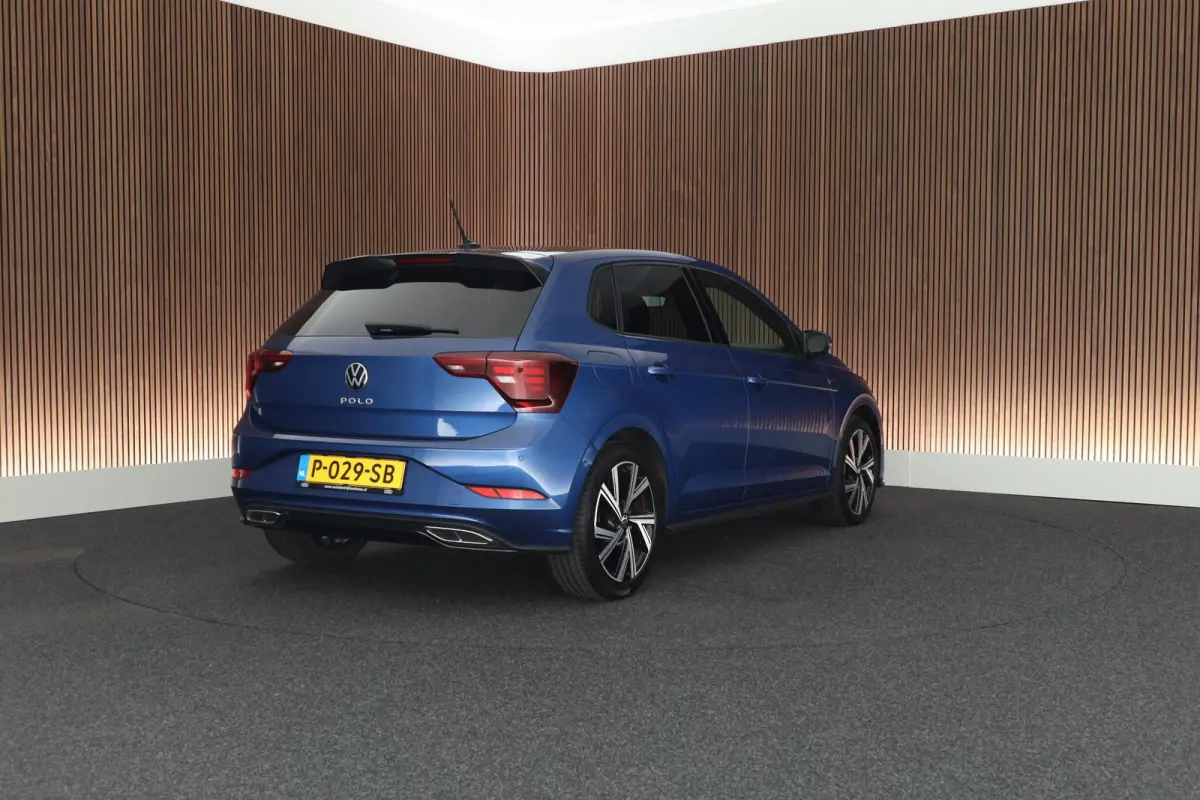1.0 TSI 95pk 2x R-Line Climate Control ACC Camera Stoelverwarming Keyless Navigatie