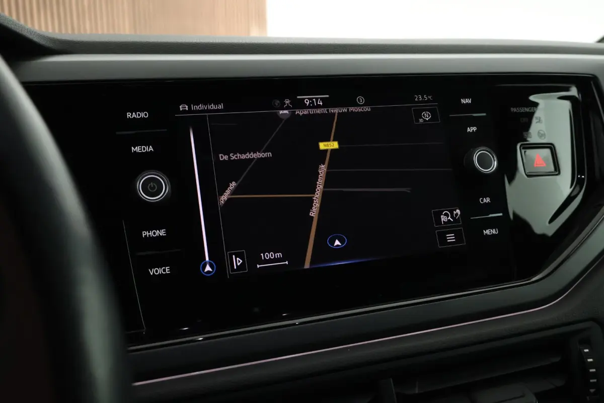 1.0 TSI 95pk 2x R-Line Climate Control ACC Camera Stoelverwarming Keyless Navigatie