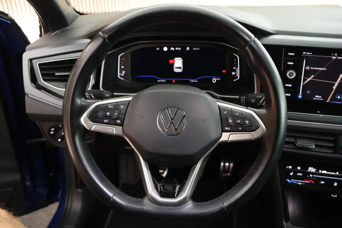 1.0 TSI 95pk 2x R-Line Climate Control ACC Camera Stoelverwarming Keyless Navigatie