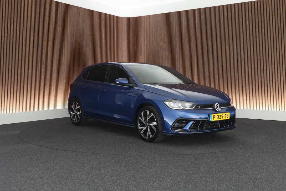 1.0 TSI 95pk 2x R-Line Climate Control ACC Camera Stoelverwarming Keyless Navigatie