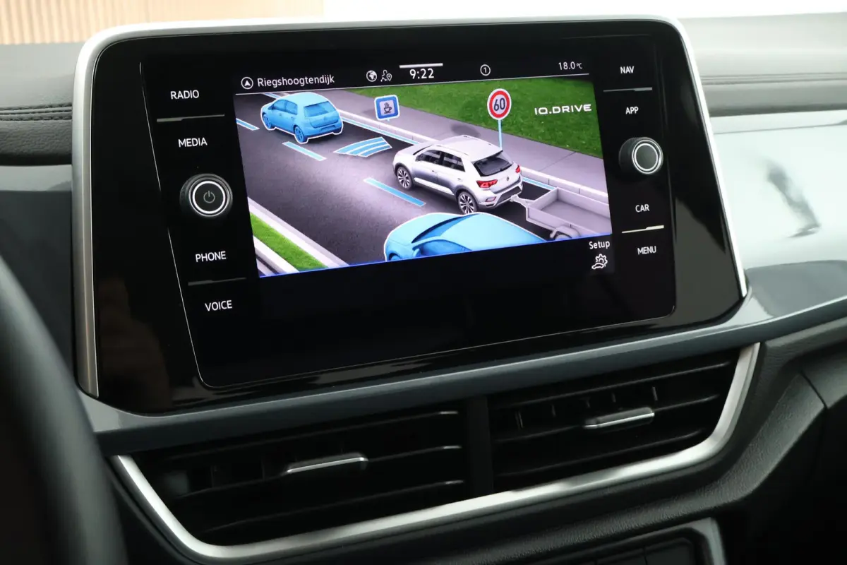 1.5 TSI 150pk DSG Style Trekhaak Keyless Camera Navigatie LED