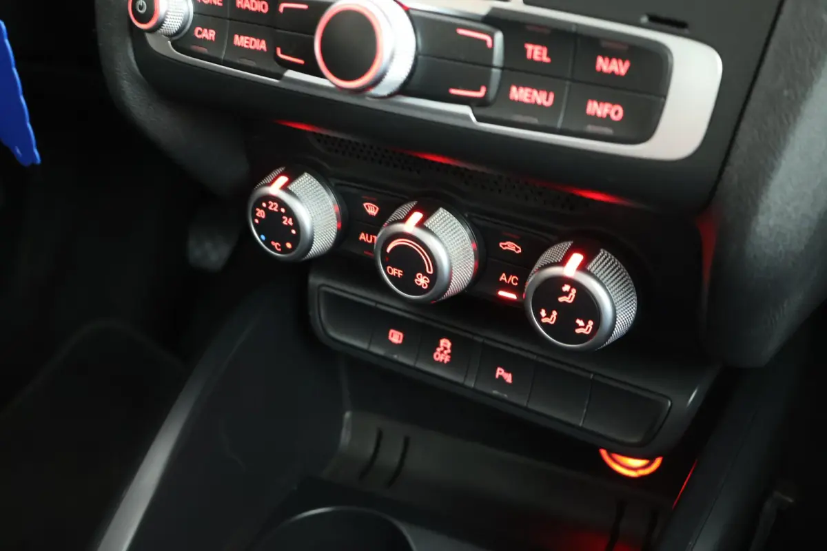 1.0 TFSI 95pk Cruise Control Parkeersensoren Navigatie