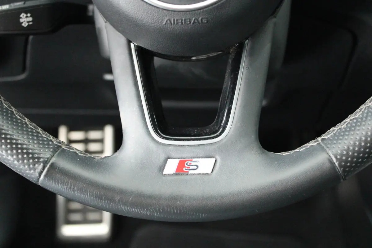 35 TFSI 150pk S Edition Panoramadak Keyless Virtual Cockpit LED Koplampen S-Line