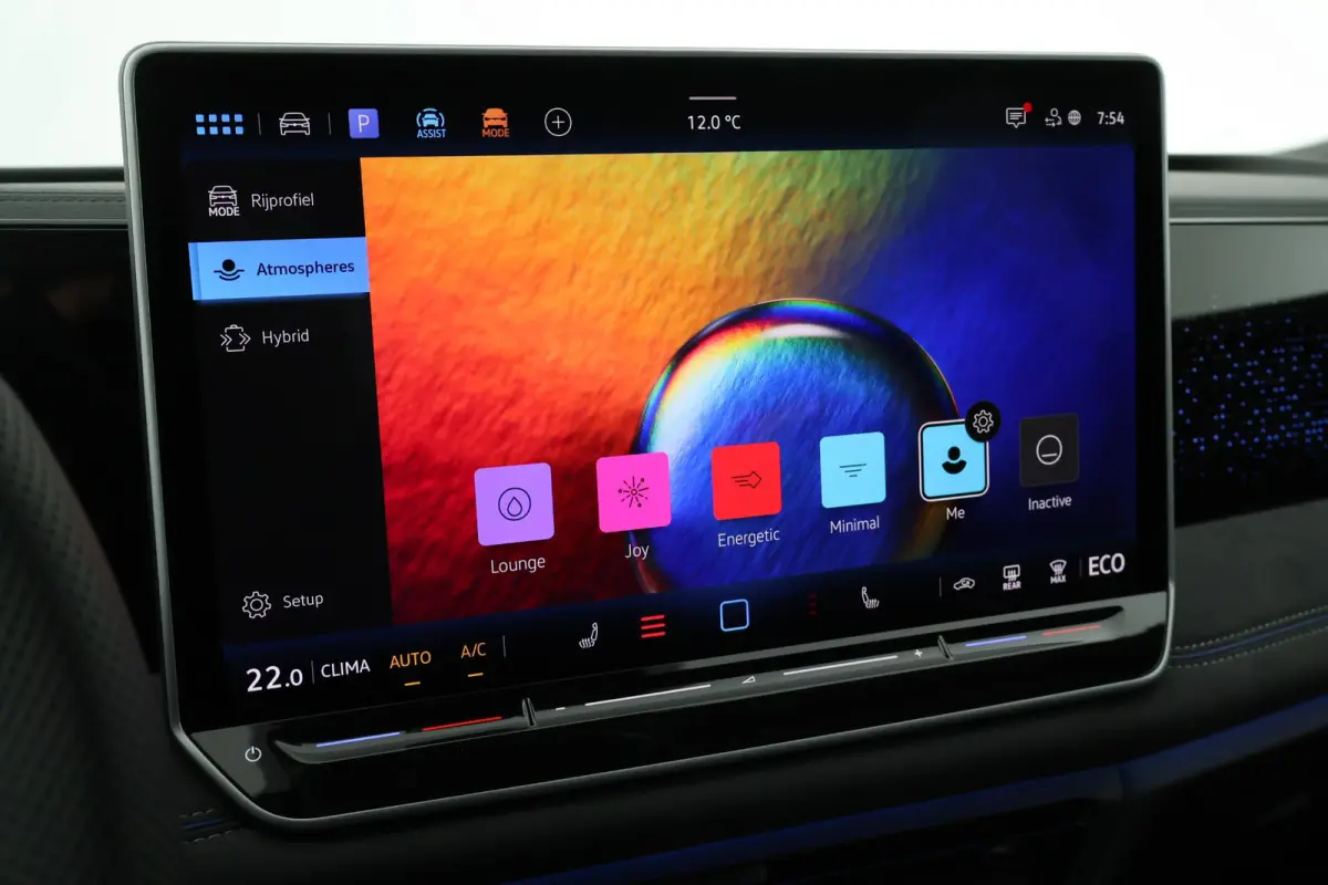 1.5 272pk eHybrid R-Line Business Black Style 360Camera Head-Up Keyless Massage Carplay