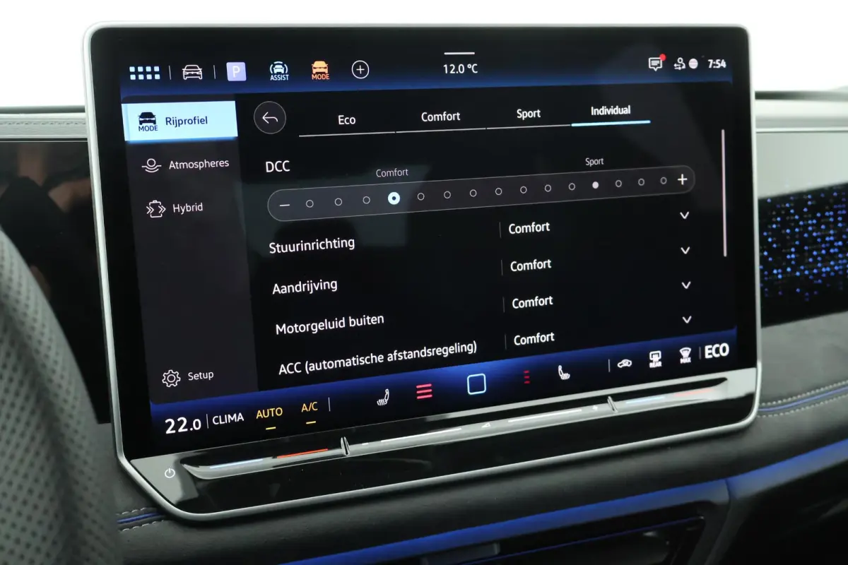 1.5 272pk eHybrid R-Line Business Black Style 360Camera Head-Up Keyless Massage Carplay