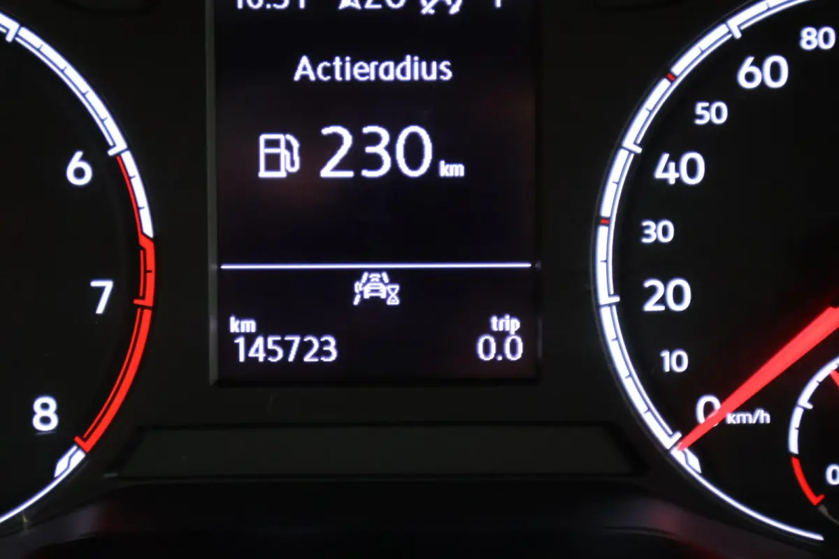 1.0 TSI 95pk DSG R-Line Highline Camera Parkeersensor Climate Control Adaptive Cruise